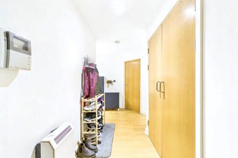 2 bedroom apartment for sale, 55 Queens Dock Avenue, Hull, East Riding of Yorkshire, HU1 3DR