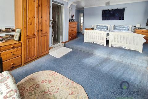 4 bedroom detached house for sale, Dittons Road, East Sussex BN26