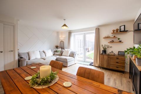 3 bedroom terraced house for sale, Kingerlee Road, Banbury, OX16