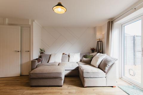 3 bedroom terraced house for sale, Kingerlee Road, Banbury, OX16