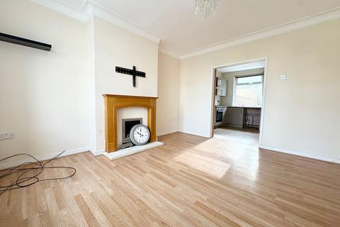 undefined, Carr Bottom Avenue, BRADFORD BD5