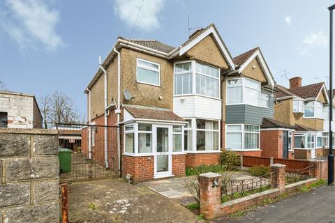 3 bedroom semi-detached house for sale, Langley Road, Southampton