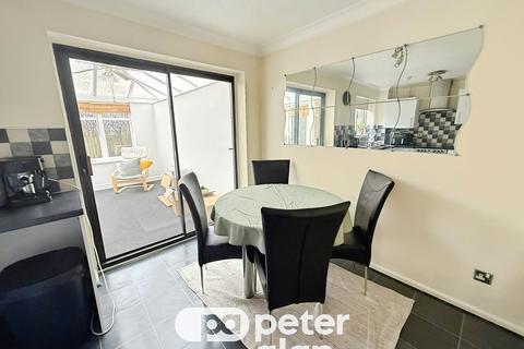 undefined, Heol Yr Onnen, Pontyclun, CF72