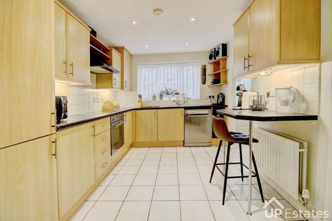 4 bedroom terraced house for sale, Burroughs Close, Stoke Heath, Coventry