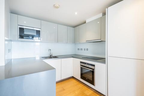3 bedroom flat to rent, Camley Street London N1C