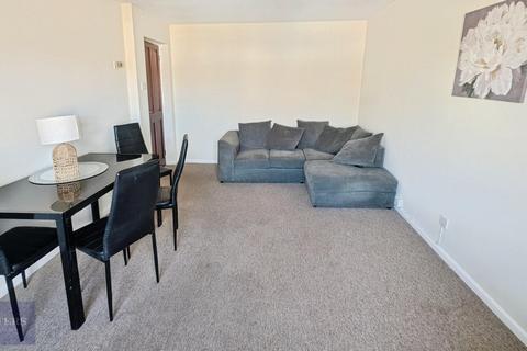 2 bedroom flat to rent, Old Warwick Court, Warwick Road, Olton, Solihull, B92 7HT