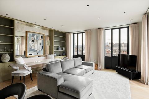 3 bedroom apartment for sale, Floral Street, Covent Garden, London WC2E
