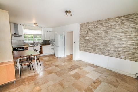 1 bedroom flat to rent, Silvertown, Canning Town, E16