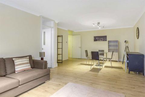 undefined, Upper Ground, London SE1