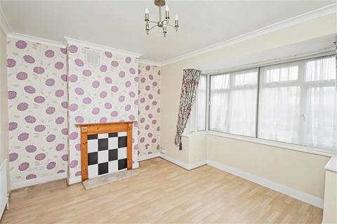 3 bedroom semi-detached house for sale, North Circular Road, NEASDEN