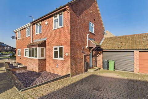 3 bedroom semi-detached house for sale, Gunton Road, Loddon