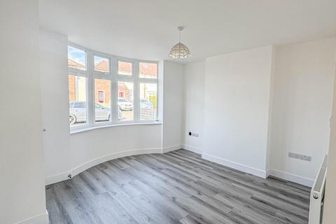 3 bedroom semi-detached house to rent, Merton Road, Histon, Cambridge