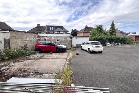 undefined, Garage Compound 1 at Hawthorne Crescent, Berkshire, SL1 3NQ
