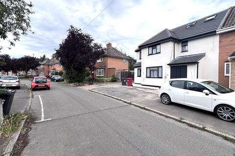 undefined, Garage Compound 1 at Hawthorne Crescent, Berkshire, SL1 3NQ