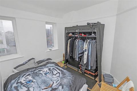 2 bedroom flat for sale, Joel Street, NORTHWOOD