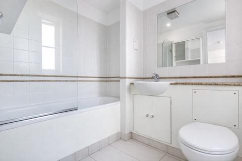 1 bedroom flat to rent, Earls Court Road, Earls Court, London, SW5
