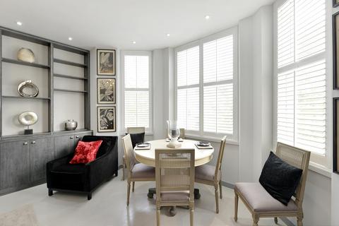 2 bedroom flat to rent, Palace Gardens Terrace, Kensington, London, W8