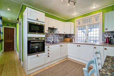 3 bedroom bungalow for sale, North East Riverbank, Potter Heigham, Great Yarmouth, Norfolk, NR29