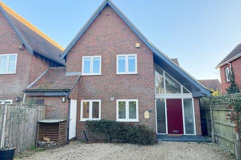3 bedroom detached house for sale, Stanley Road, Hampshire SO41
