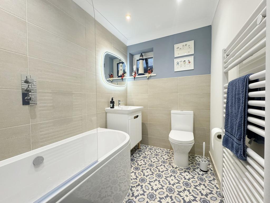 26 SR Bathroom