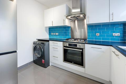 2 bedroom flat to rent, The Avenue, Barnet EN5