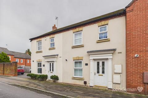 3 bedroom terraced house for sale, Drovers Close, Uttoxeter