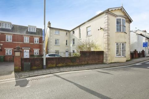 undefined, Fore Street, Heavitree