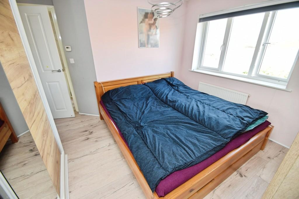 C368fed2-Bedroom 203