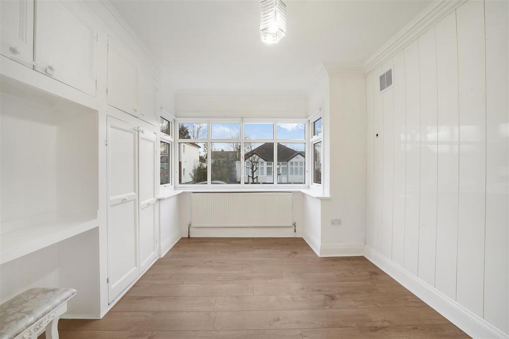 31 Beaumont Avenue - Au Pf PDRG1 FDCbe6 DM7c J.jpg