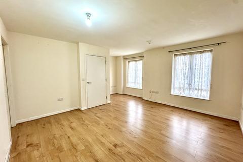 3 bedroom end of terrace house to rent, Glenister Gardens,  Hayes, UB3