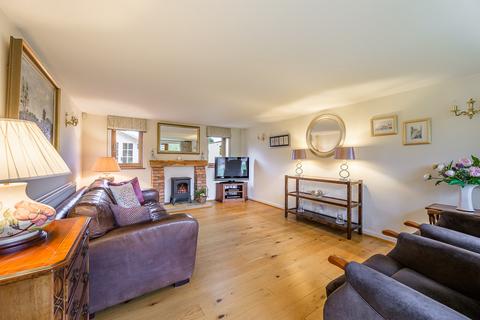 undefined, Field Aston, Newport