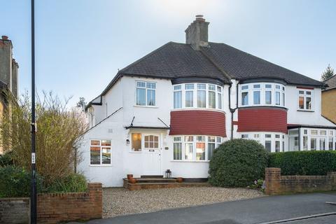 The Vale, Coulsdon CR5