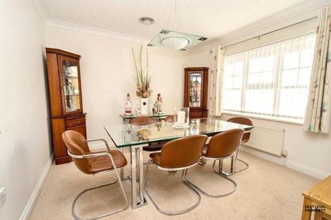 3 bedroom detached bungalow for sale, Waggoners Way, Wimblington, PE15