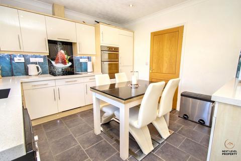 3 bedroom detached bungalow for sale, Waggoners Way, Wimblington, PE15