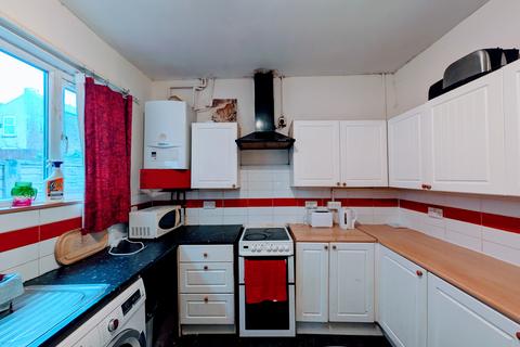 undefined, Chisholm Street, MANCHESTER, M11
