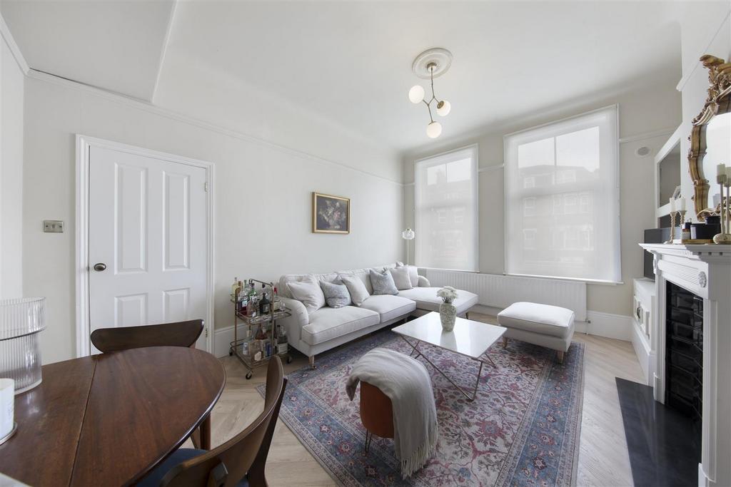 Flat F, Gleneagle Court - Orz F9ut WFof Me HZkt ZKo.jpg