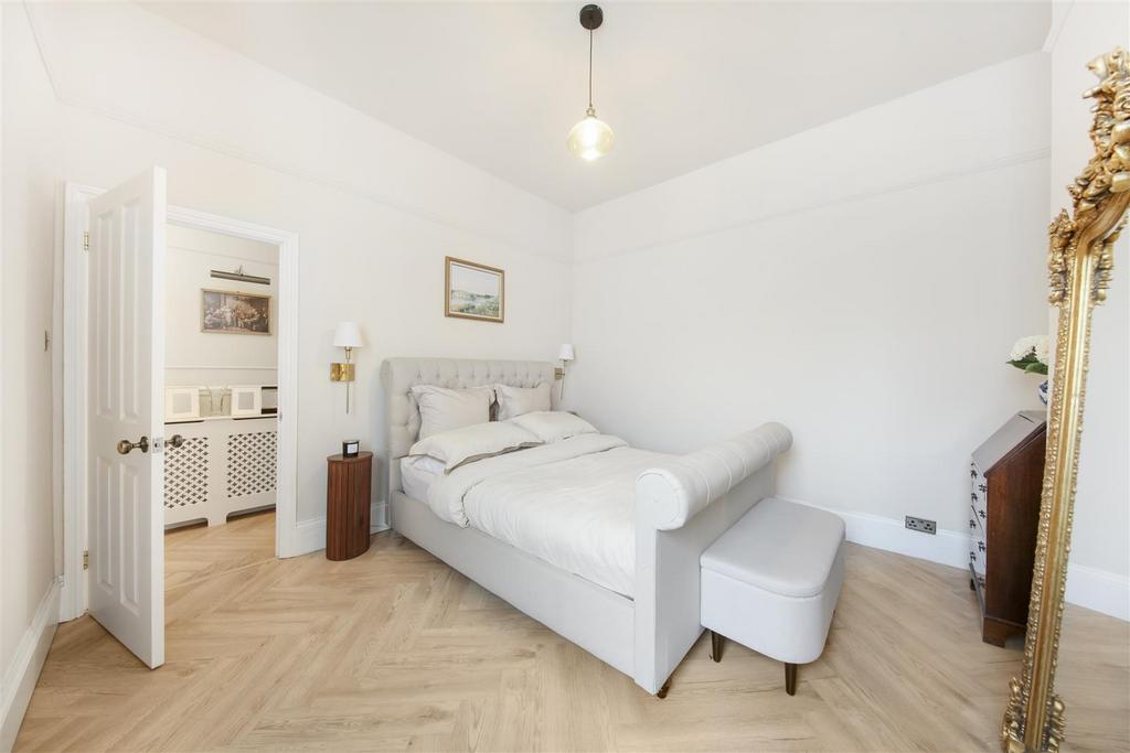 Flat F, Gleneagle Court - mfox9 R4g Dp Rj RMr9 N9 Ad.jpg
