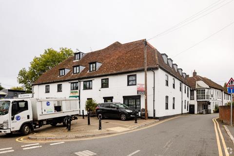 Restaurant to rent, 12 Oxford Rd Uxbridge UB9 4DQ