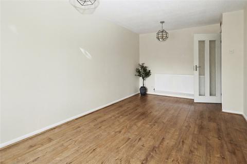 2 bedroom bungalow for sale, Greenham Walk, Woking GU21