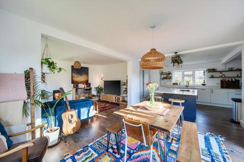 3 bedroom bungalow for sale, St. Marthas Avenue, Surrey GU22
