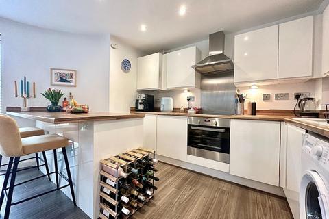 2 bedroom apartment for sale, Narrowboat Lane, Pineham Lock, Northampton NN4