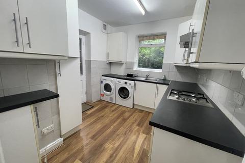undefined, Greenford Road, Greenford UB6