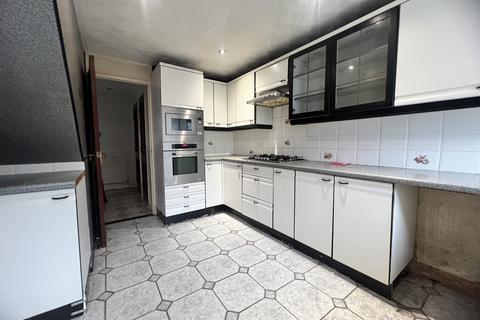 3 bedroom house to rent, Culham Avenue, LEICESTER