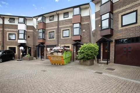 undefined, Barnfield Place, London, E14