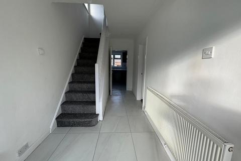 undefined, Darbys Hill Road, Tividale, B69
