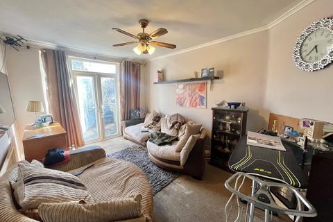 undefined, Derby Avenue, Upminster