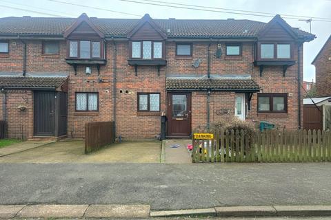 2 bedroom terraced house to rent, Carmelite Road, Harrow
