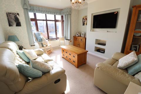 4 bedroom semi-detached house for sale, Cordelia Crescent, Rayleigh, SS6