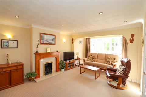 undefined, Portland Drive, Fleet GU52