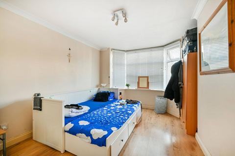 undefined, Vale Road, Windsor, SL4